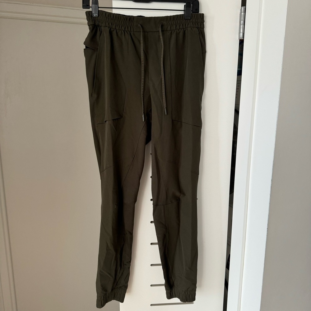 Lululemon License to Train Jogger